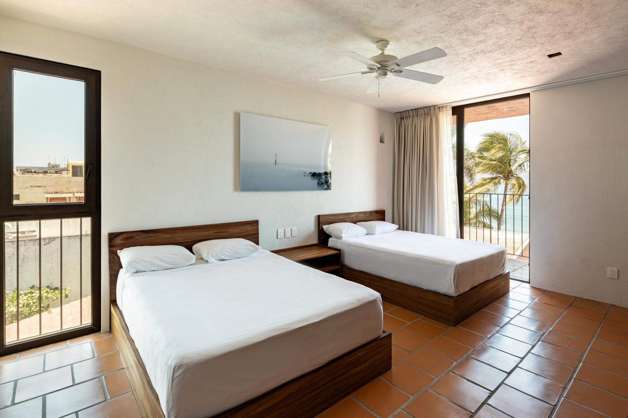 Hotel Aurelia San Patricio Melaque Exteriör bild